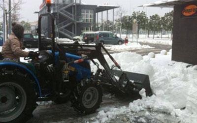 Delve Servizi a Misano: spalatura neve